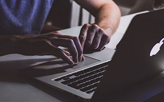 开云棋牌官网关于圣安东尼奥马刺内部会议纪要流出——冲刺阶段迎来里程碑，足总杯使命明确，身体对抗强度拉满的信息