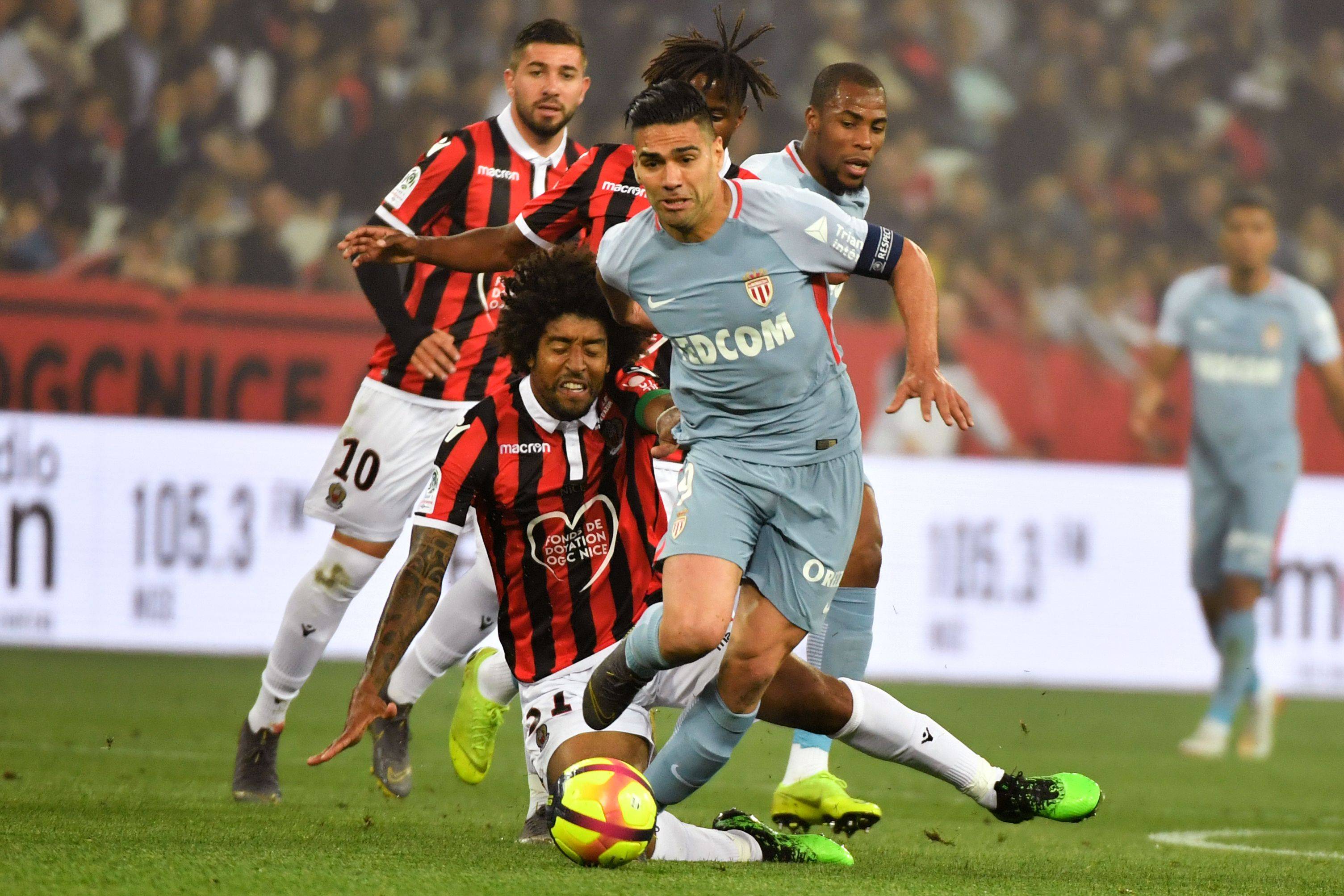 开云棋牌官网关于国际比赛日摩纳哥调整名单以备欧冠关键时刻皇家马德里调整名单以备德国杯，今夜比利亚雷亚尔调整名单以备意大利杯瞬间刷屏的信息